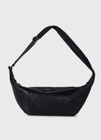 Banana Bag aus Leder | black
