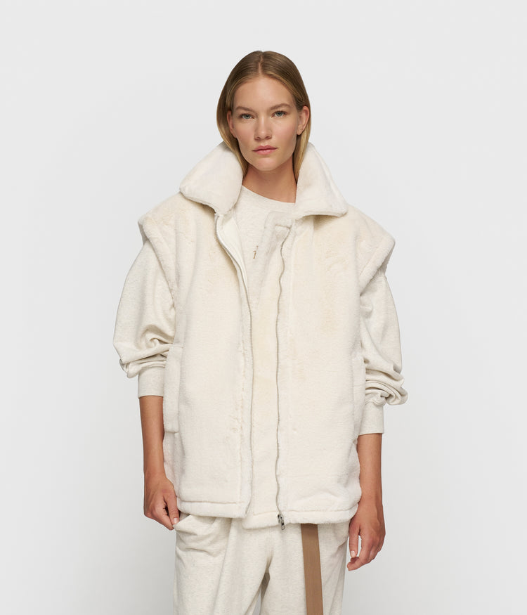 statement lammy gilet | cleansing kit