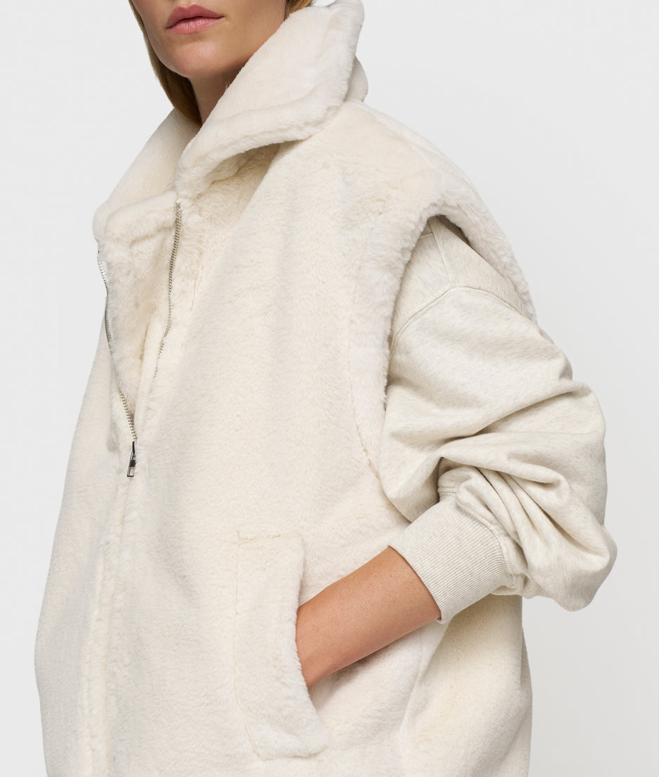 statement lammy gilet | cleansing kit