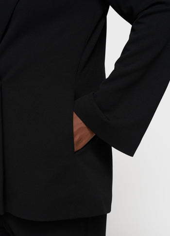 The Boardroom Blazer | black