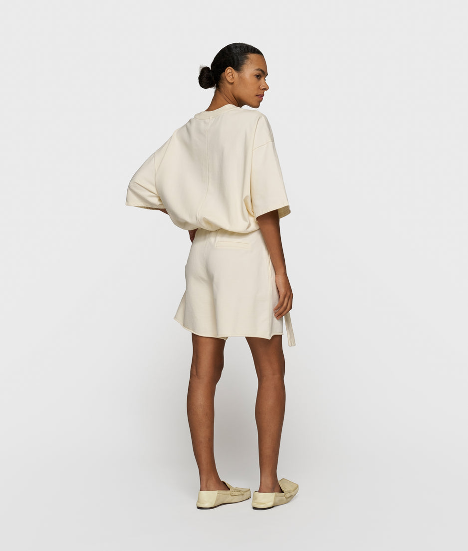belted shorts fleece | soft vanilla