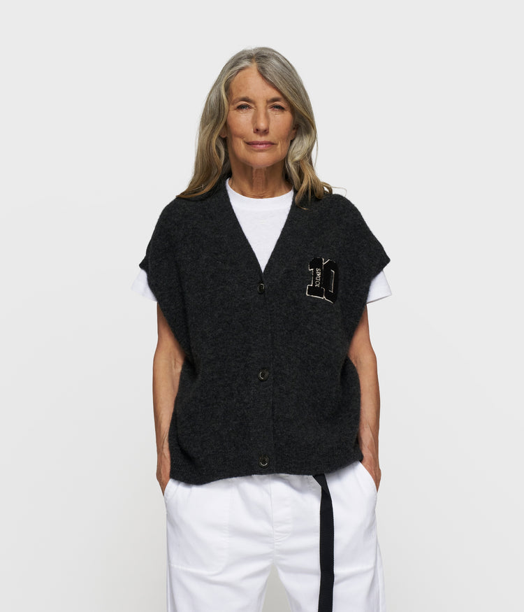 soft v-neck knit gilet | antra melee