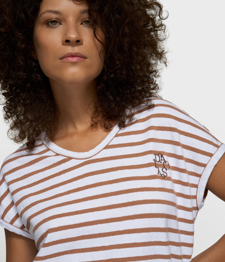 v-neck tee stripes | white/fudge