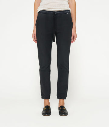 THE CROPPED JOGGER | black