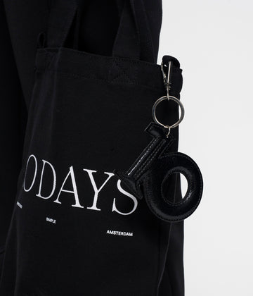 keychain 10 | black