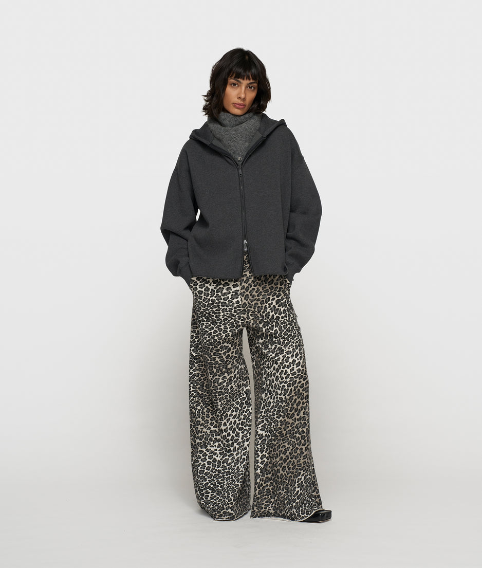 wide leg jogger leopard | soft white melee