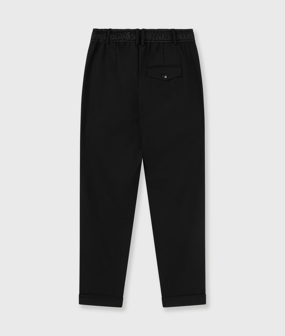 The Corporate Pants | black
