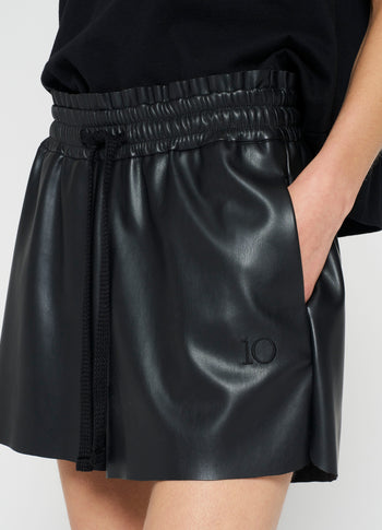 leatherlook shorts | black