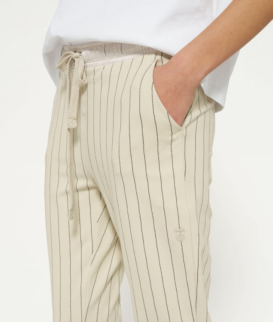 cropped jogger pinstripe | light safari