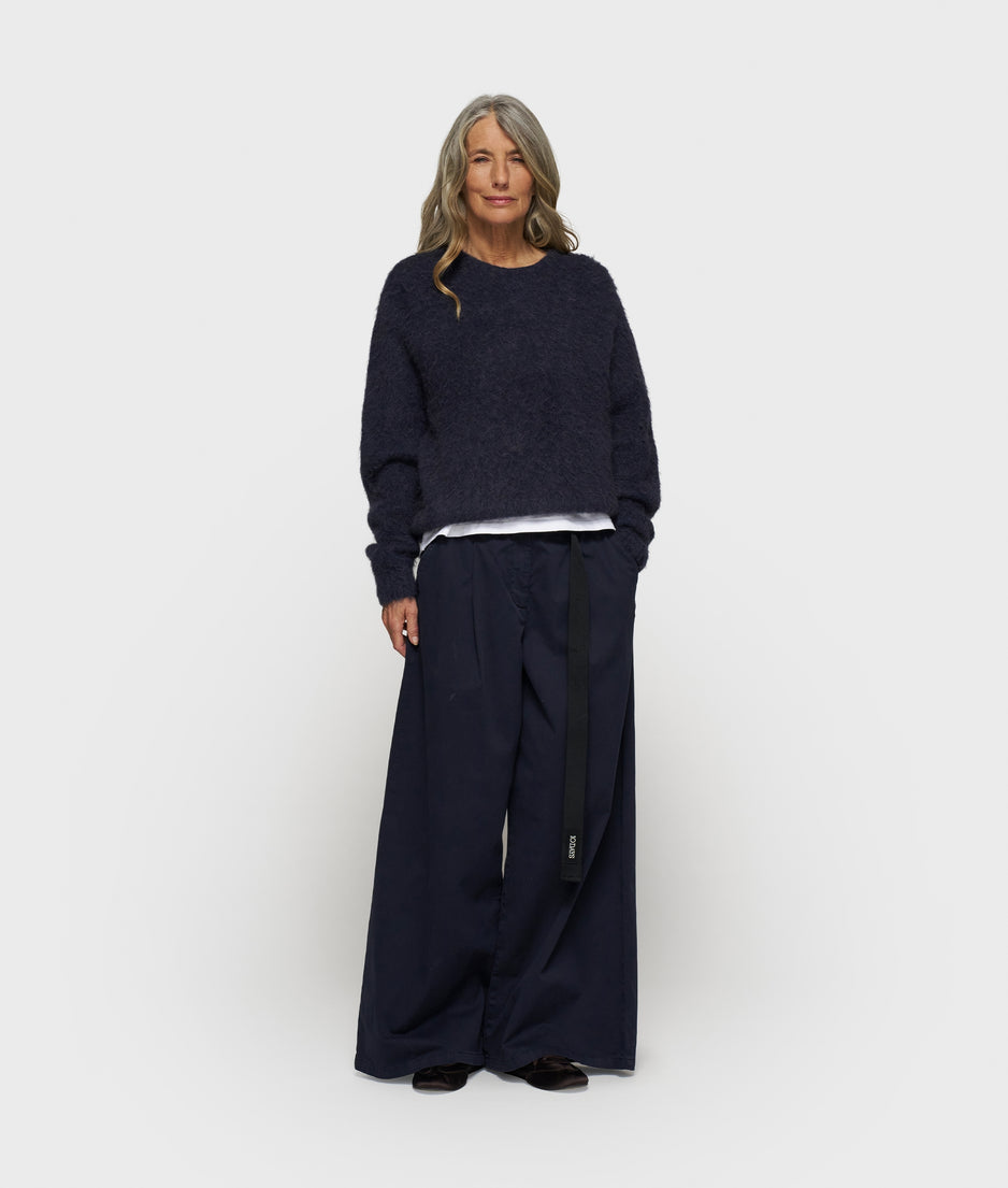 cropped hairy knit sweater | dark navy