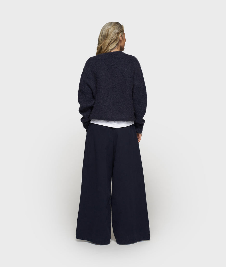 cropped hairy knit sweater | dark navy