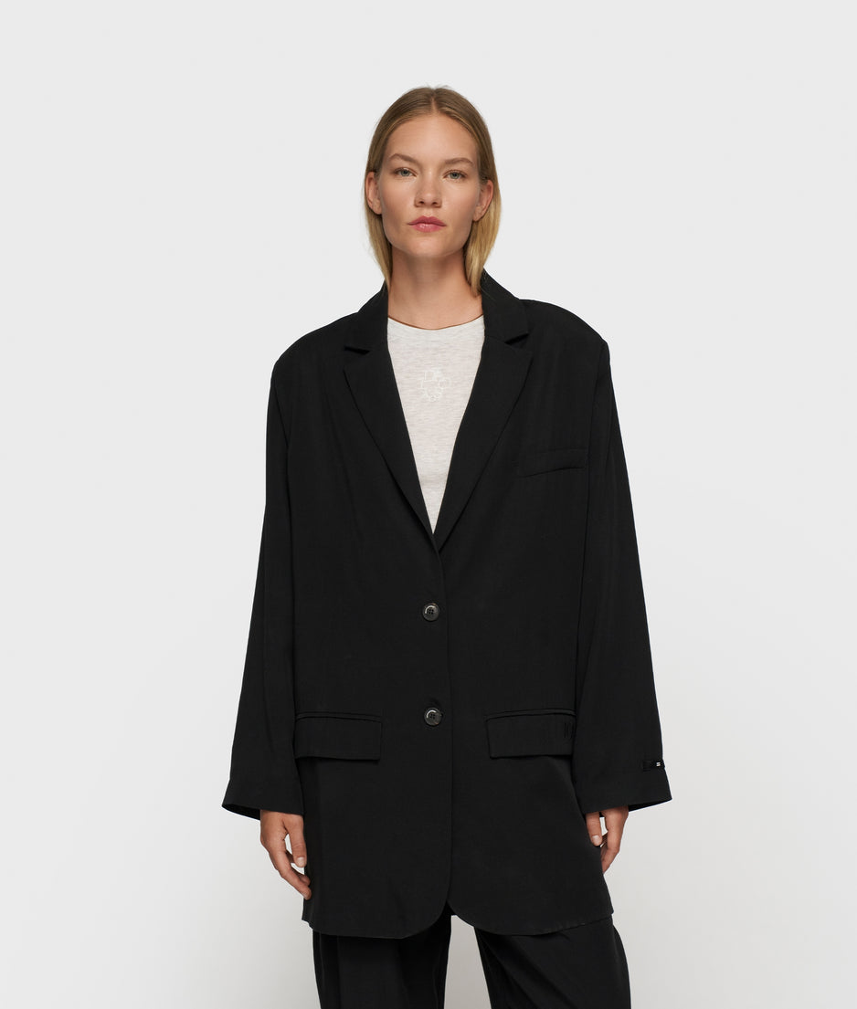 long flowy blazer lyocell | black