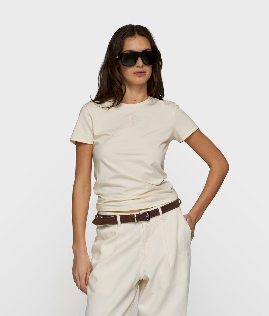 slim short sleeve tee | soft vanilla