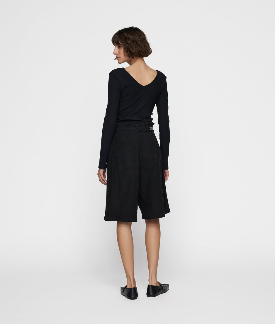paperbag bermuda | black