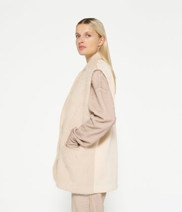 hairy sleeveless blazer | sepia sand