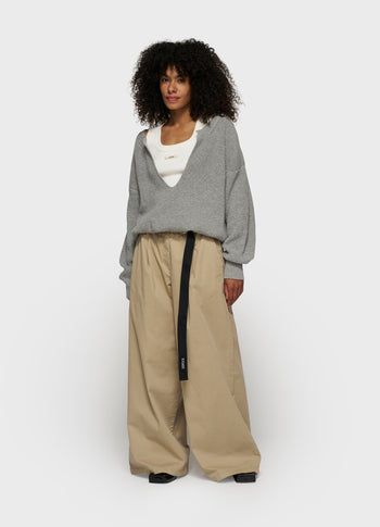 v-neck knit sweater cashmere | light grey melee