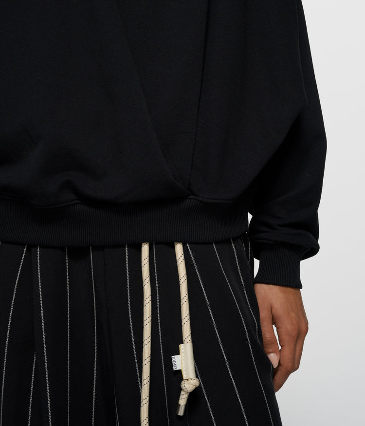 sweater pleat | black