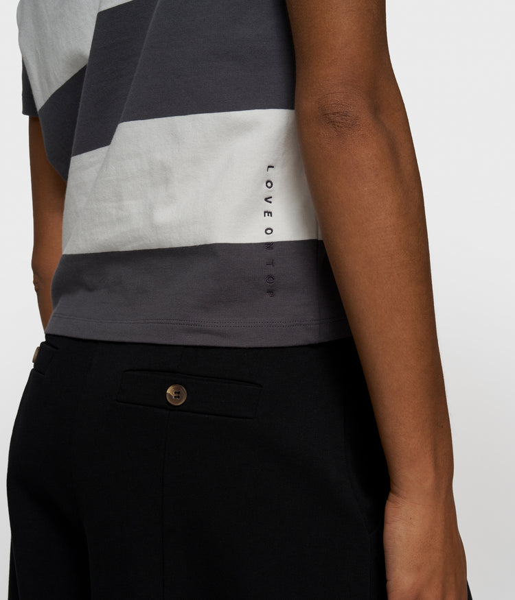petite tee stripes | white/brownish grey