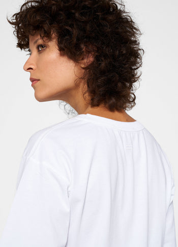 tee tagline | white