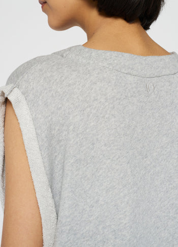 v-neck top fleece | light grey melee
