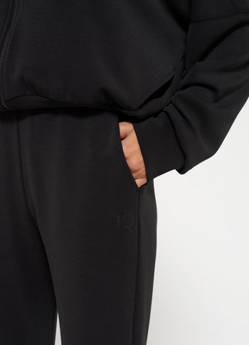 straight jogger scuba | black