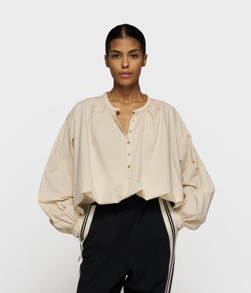 flowy blouse | light earth