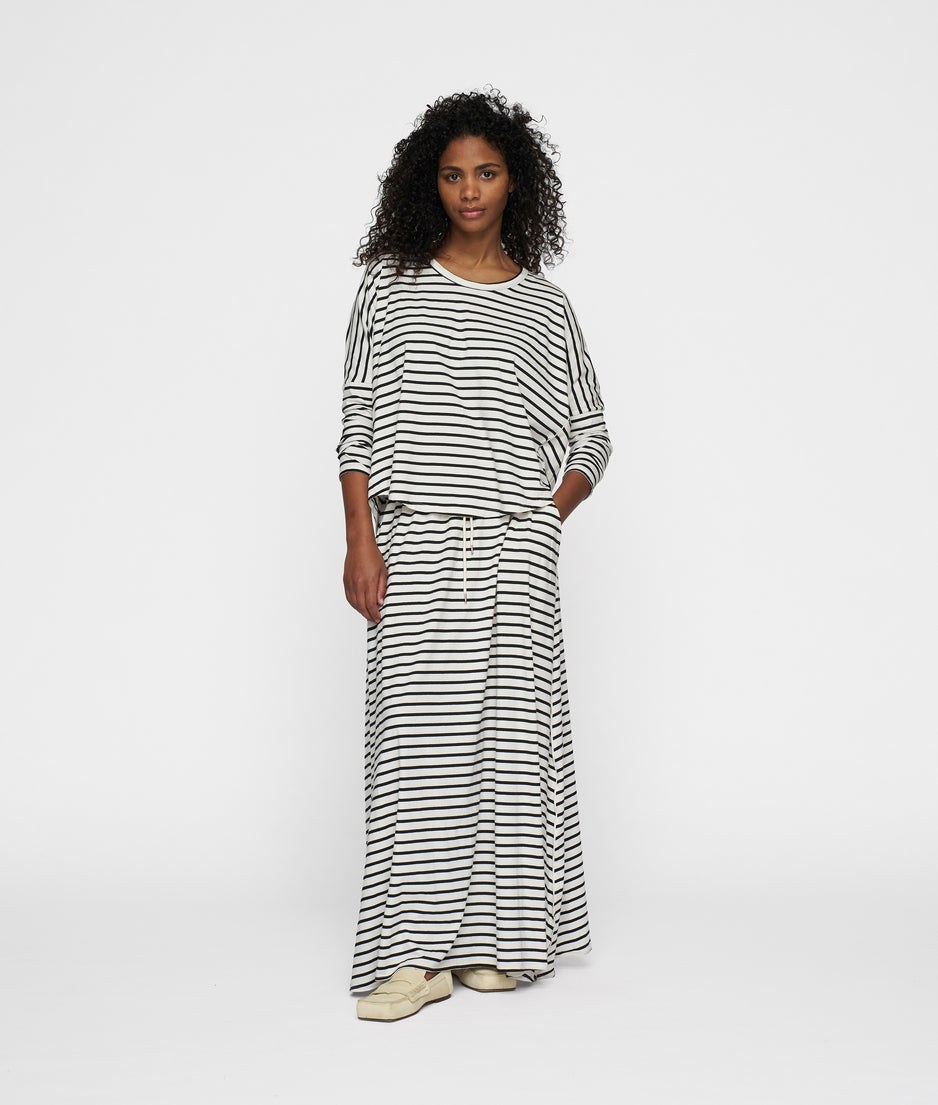 long sleeve tee stripes | ecru/black