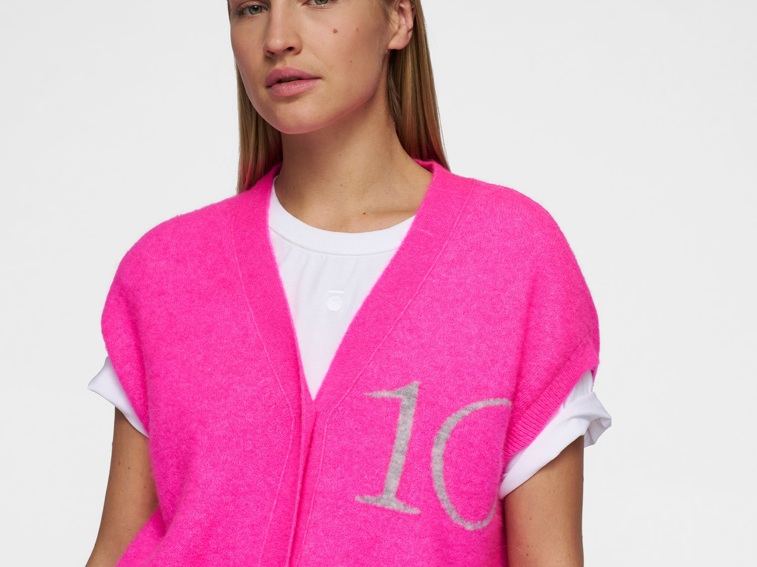 knit gilet | neon pink