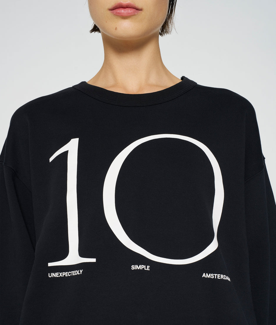 sweater 10 | black