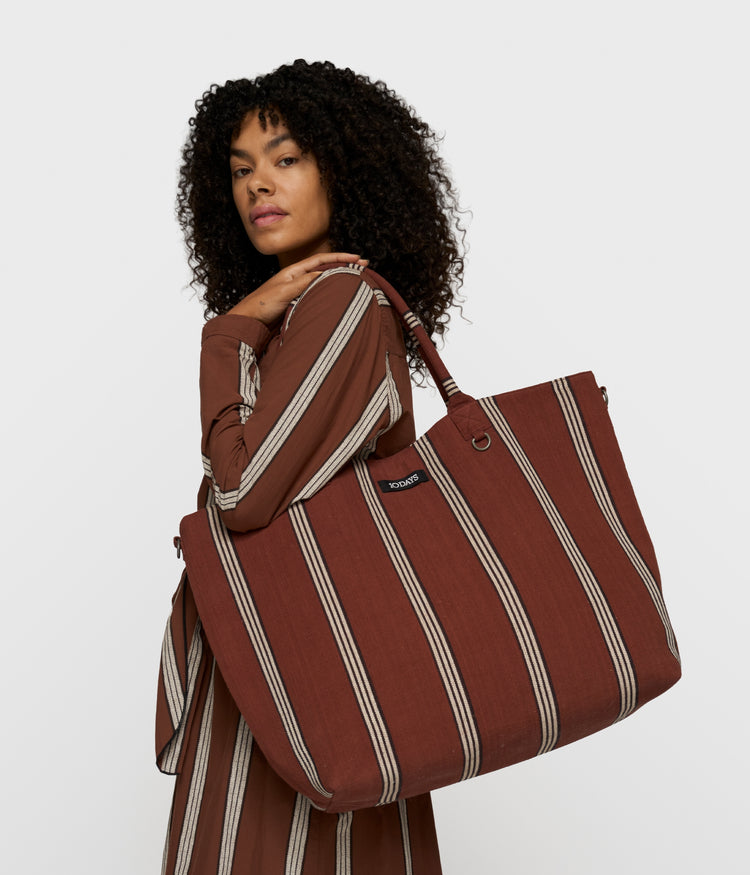 beach shopper stripes | deep brown
