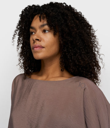 batwing top | moonrock
