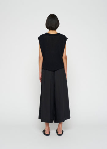 v-neck top knit | black