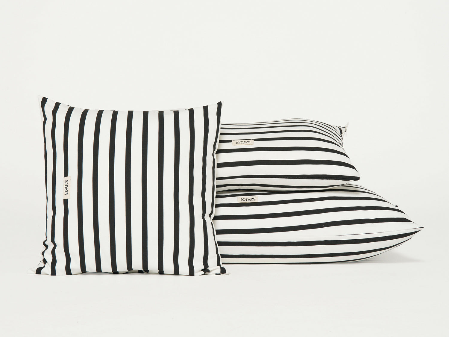pillow stripes 50x50 | ecru/black