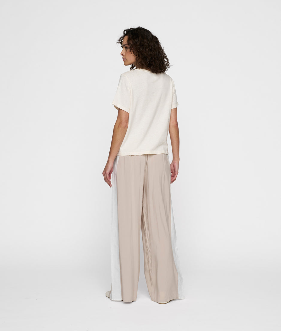 petite tee linen | ecru