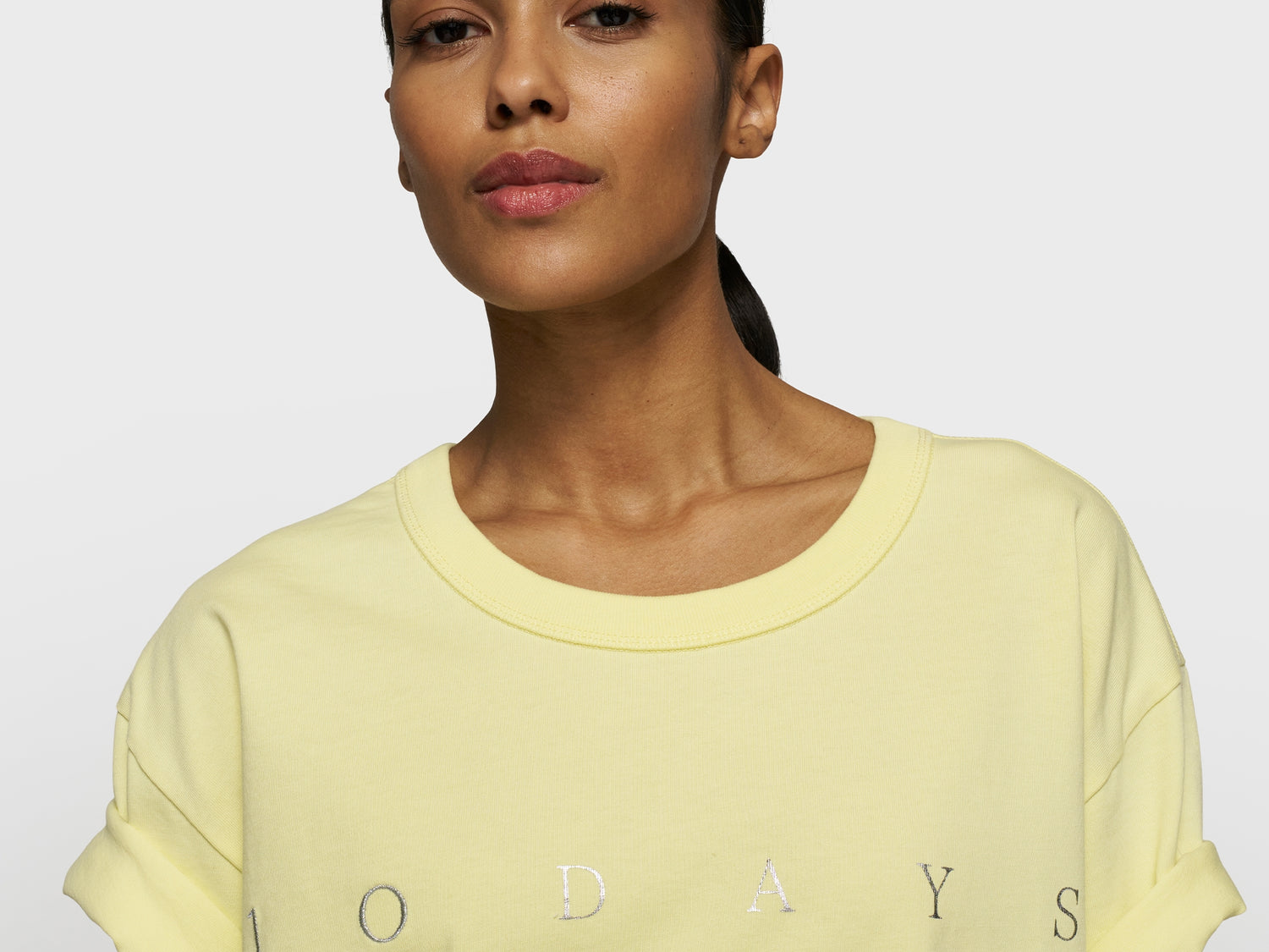 thick cotton tee logo | pastel yellow