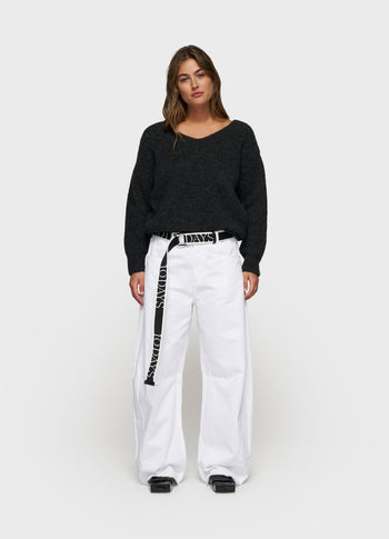 soft v-neck sweater knit | antra melee