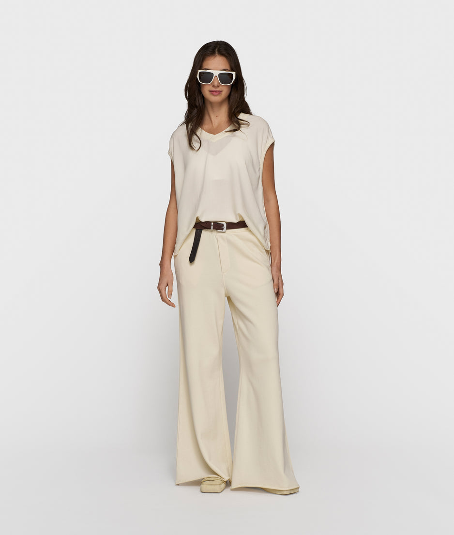 v-neck top viscose | soft vanilla