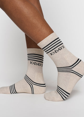 socks stripes | soft white melee