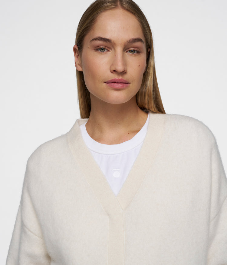 v-neck knit sweater | ecru