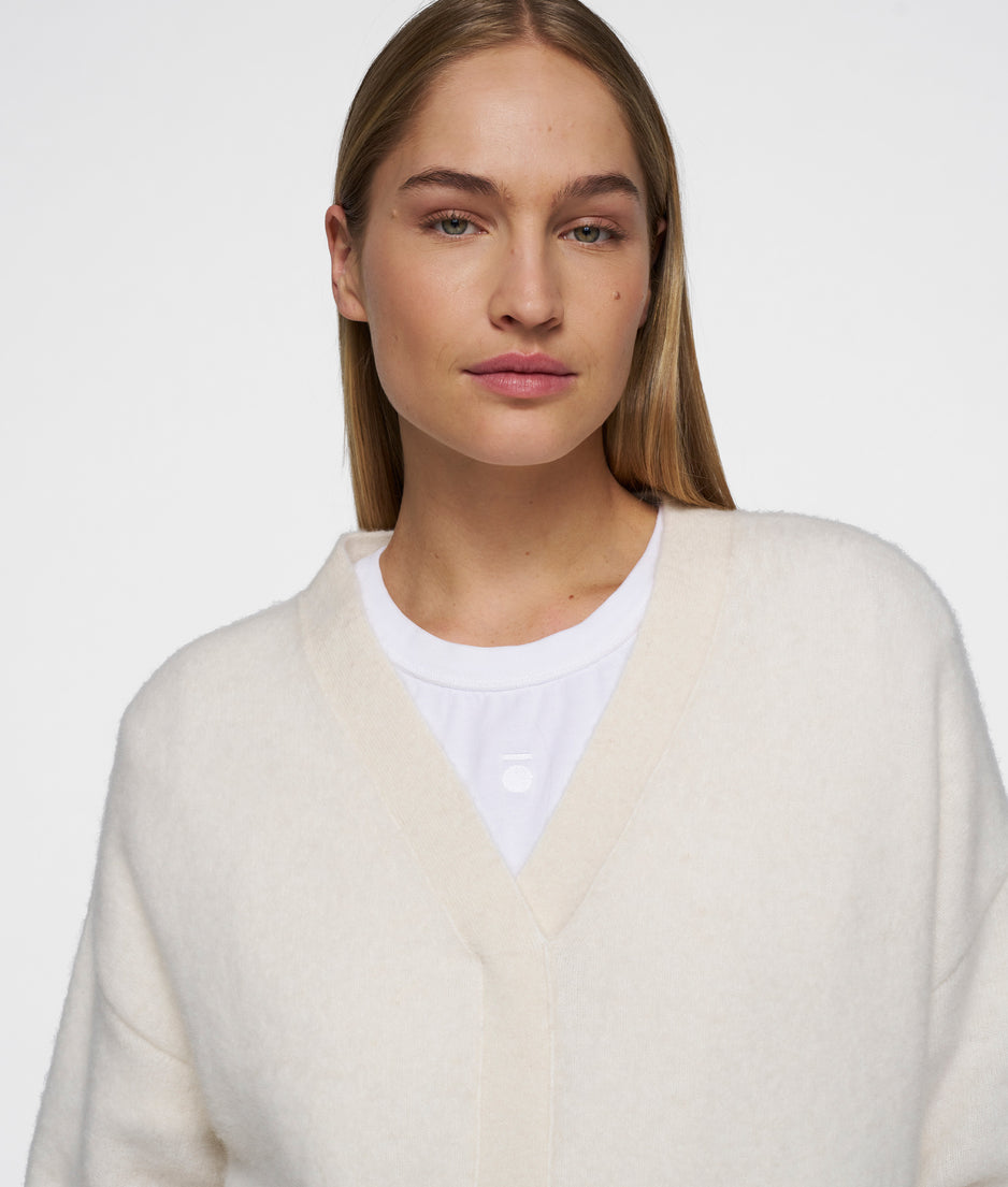 v-neck knit sweater | ecru