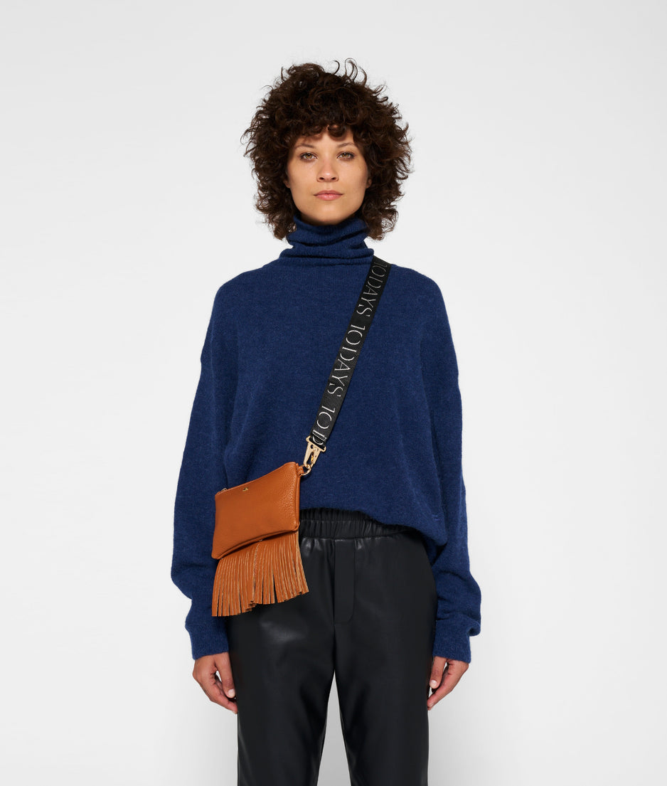 mini pouch fringe | saddle brown