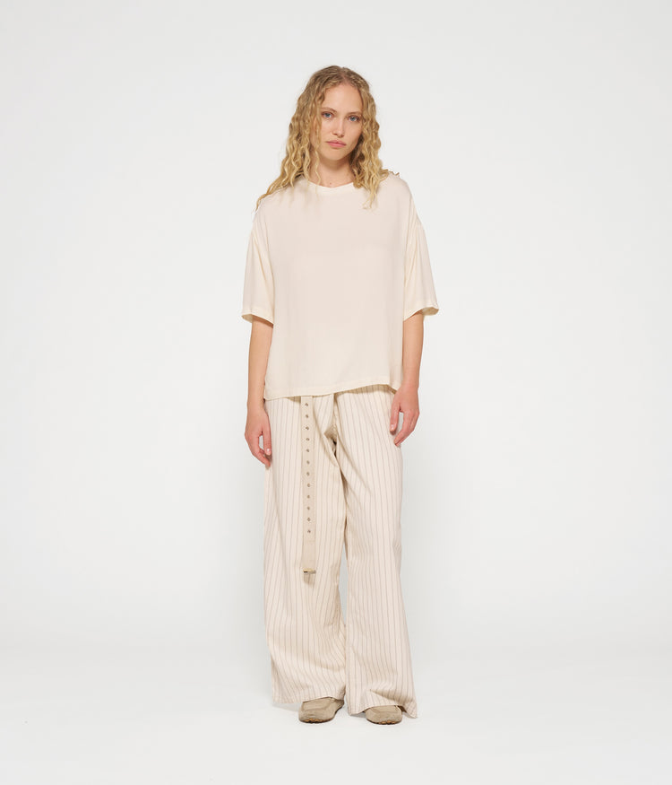 blouse tee | light natural