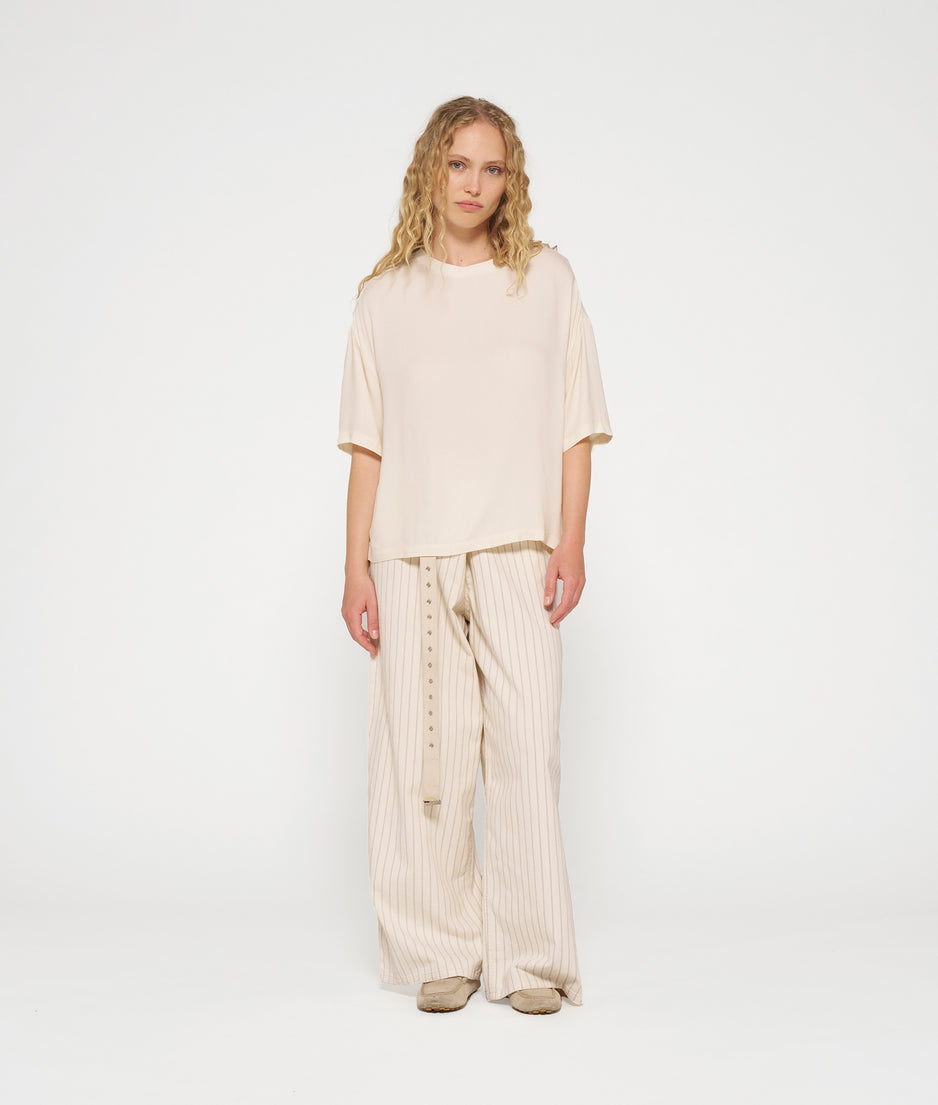 blouse tee | light natural