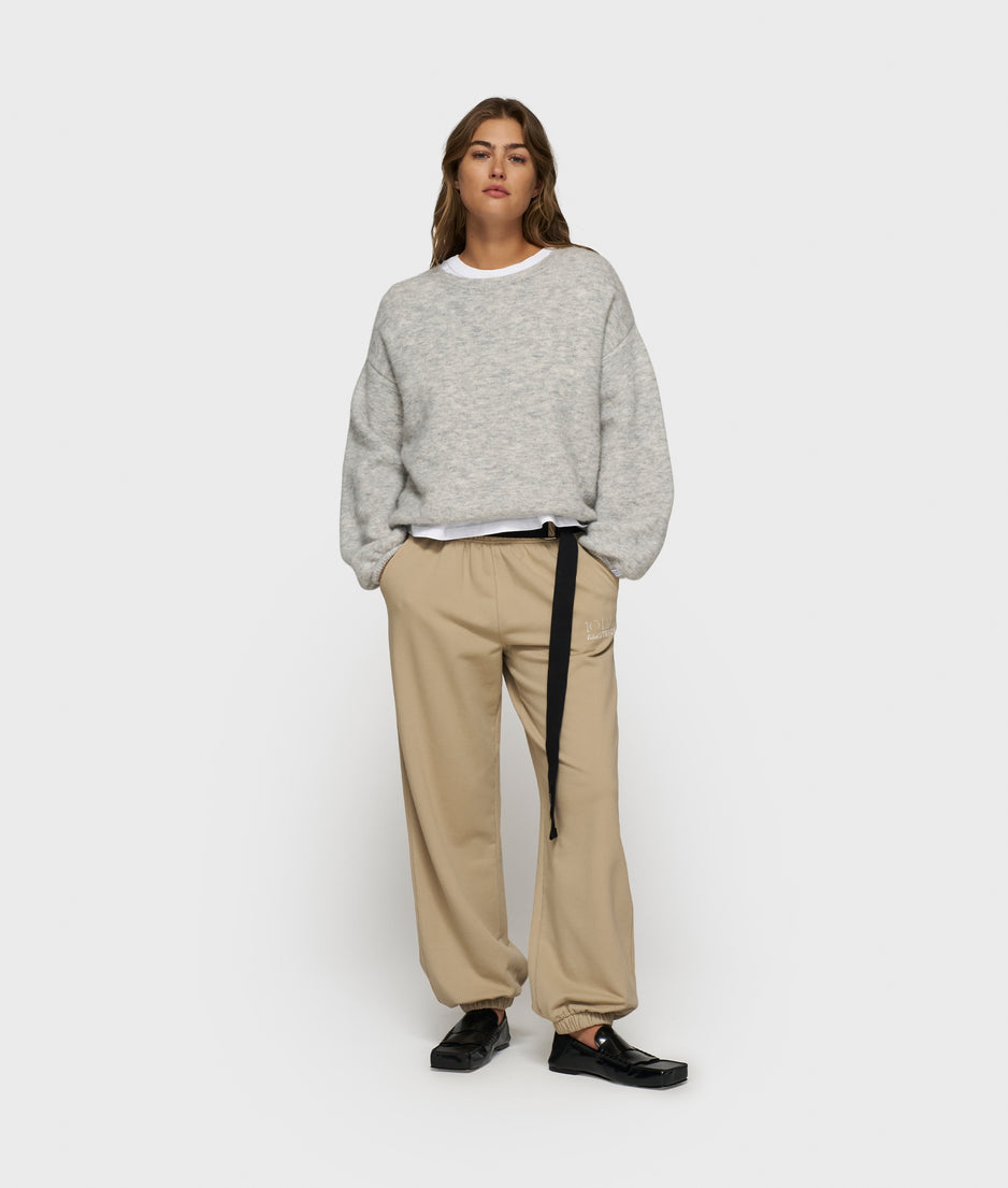 soft round neck sweater knit | light grey melee