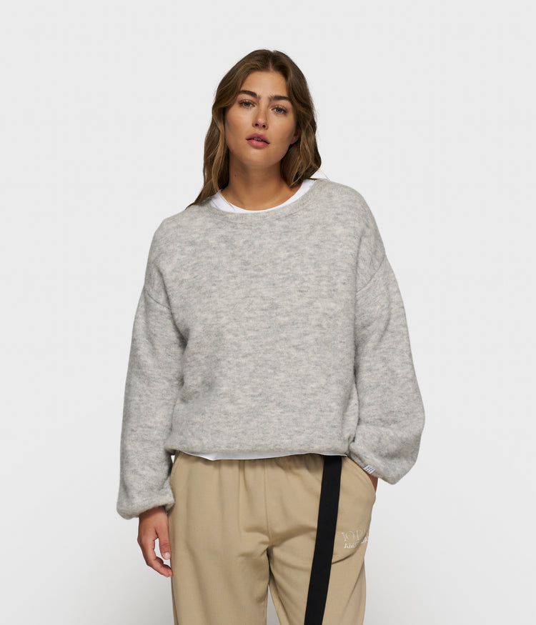 soft round neck sweater knit | light grey melee
