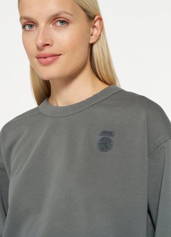 sweater tape | oil grey