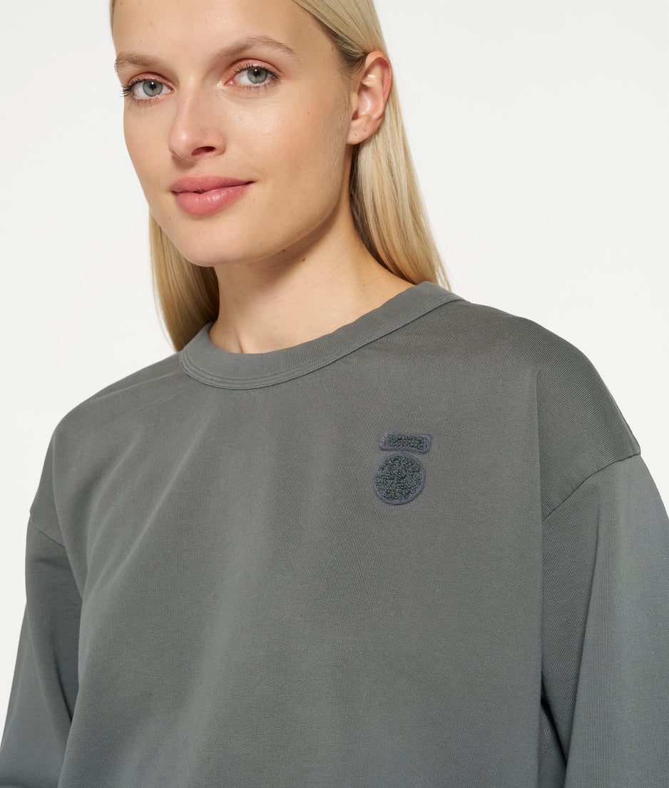 sweater tape | oil grey