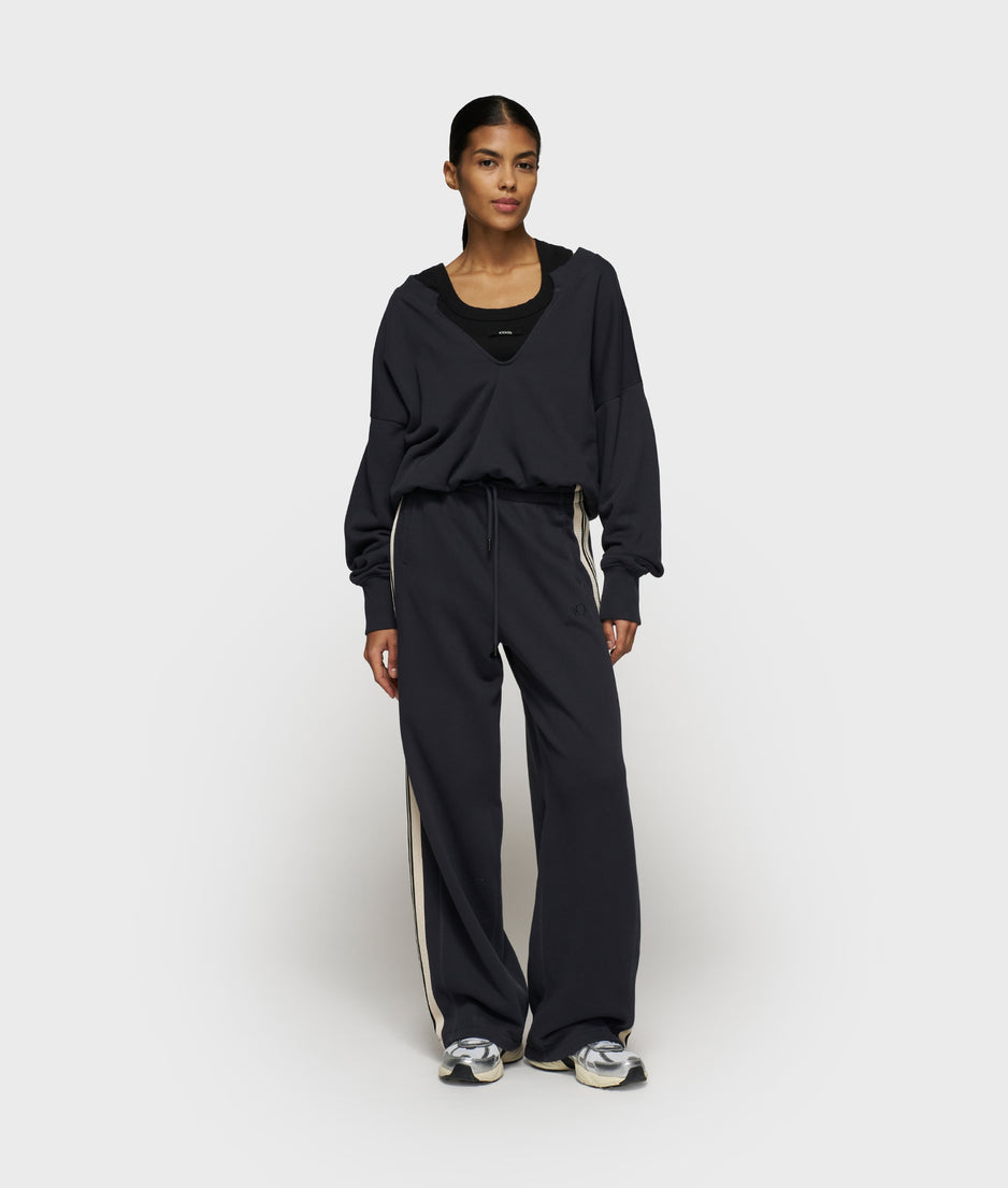 western jogger tape | dark navy