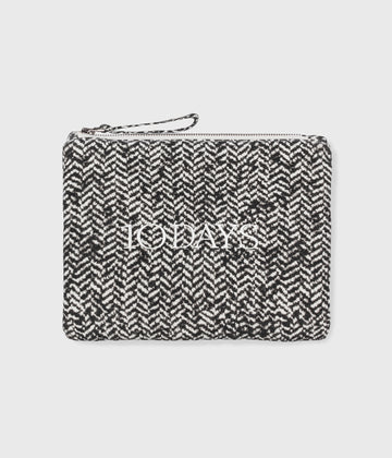 padded pouch fleece | ecru/black