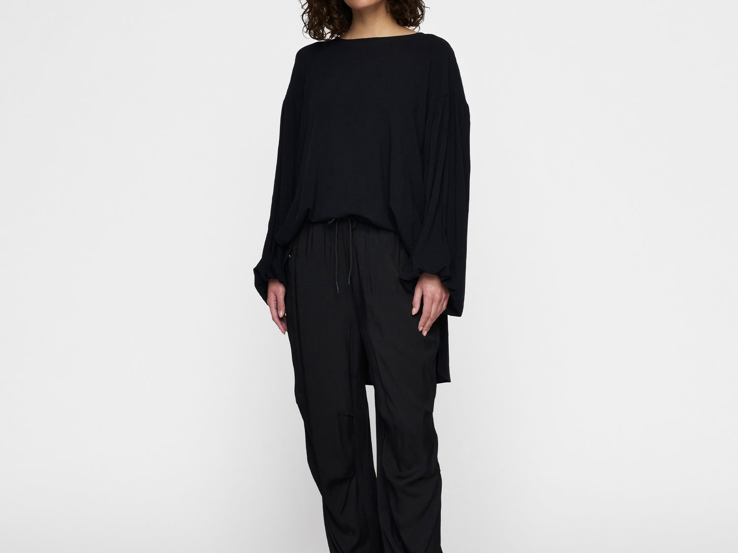 puffy blouse | black